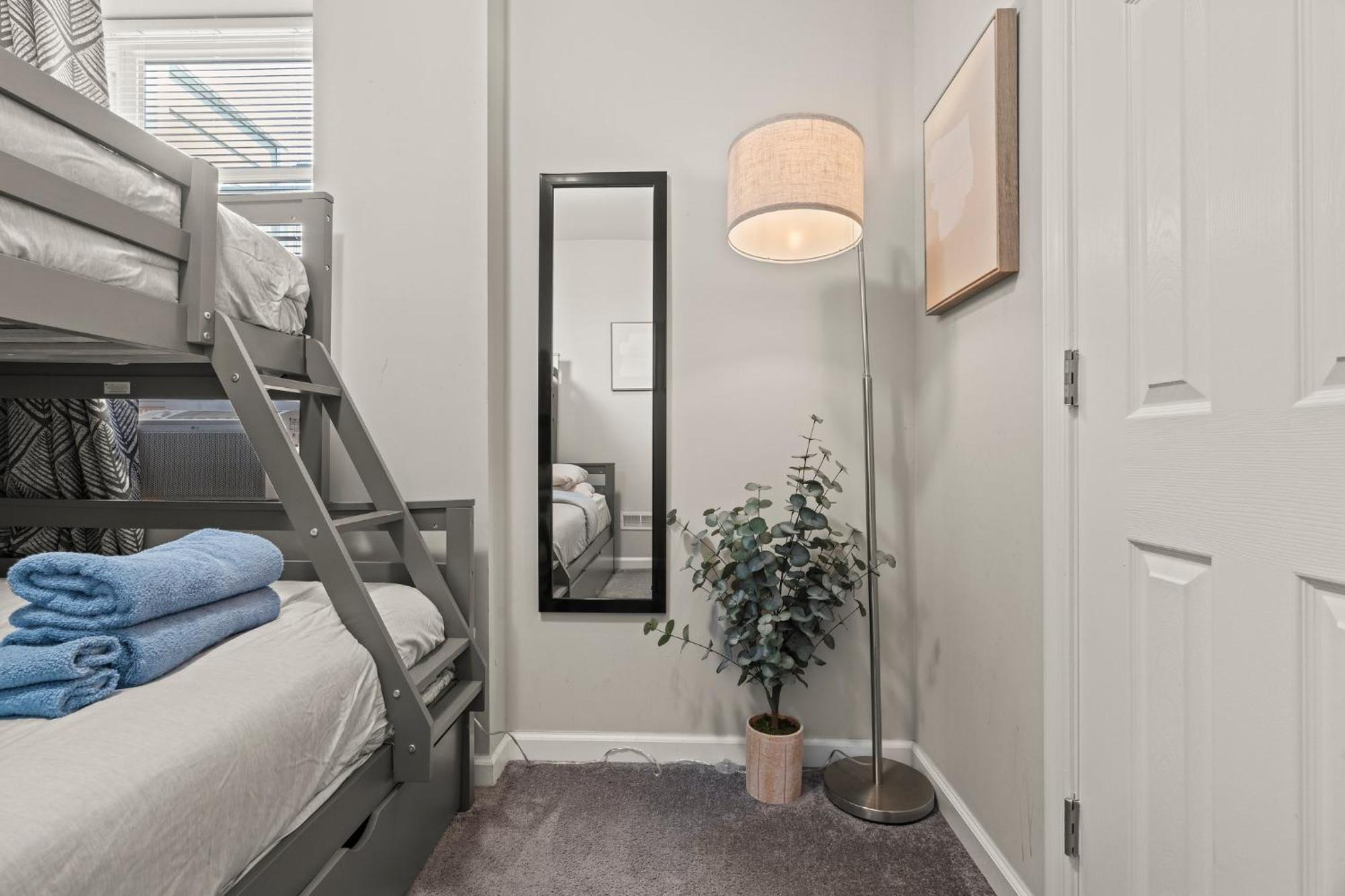 Uptown Gem! A Family Home Free Early Check-In! Philadelphia Eksteriør billede